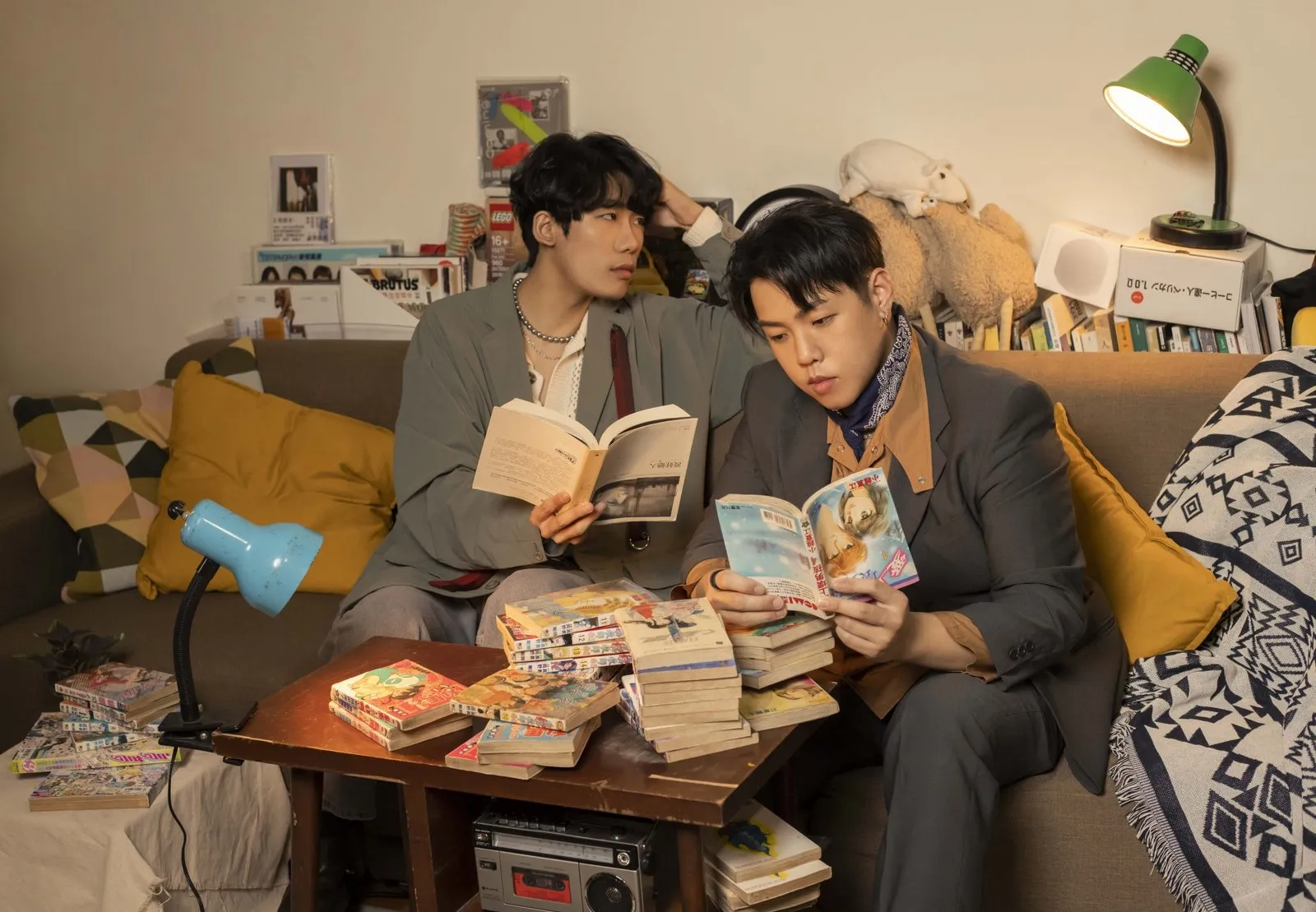 忒修斯成團七年首張專輯《森林的終點是海》先行單曲〈信號無法傳送〉